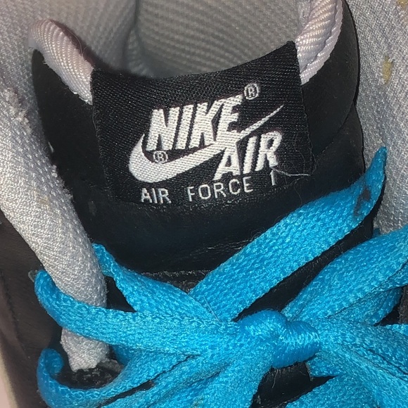 Size 9.5 Nike Air Force One High-Top Sneakers in Black with Blue Laces main image 4